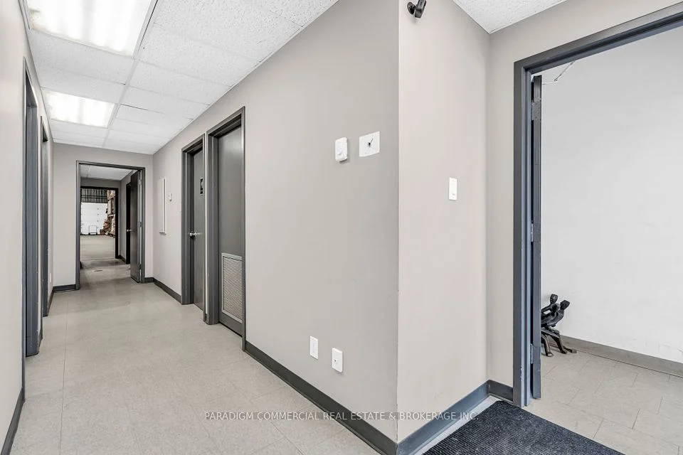 2662 Lancaster Road, Elmvale Acres and Area, ON K1B 4T7