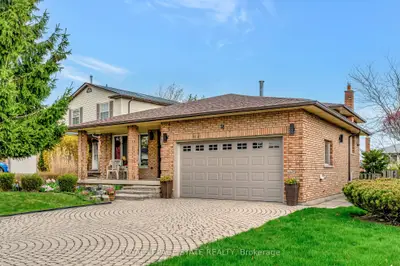 Detached in Hamilton