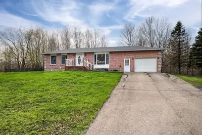 Detached in Elizabethtown-Kitley