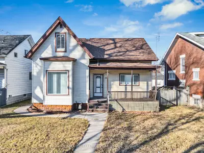 Detached in Windsor