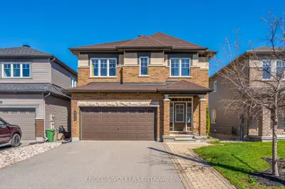 Detached in Orleans - Convent Glen and Area