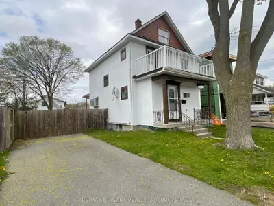 39 OAKLAND Avenue, Welland, ON L3C 2B8