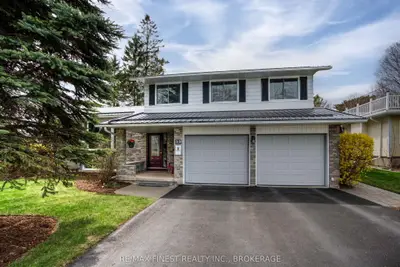 Detached in Kingston
