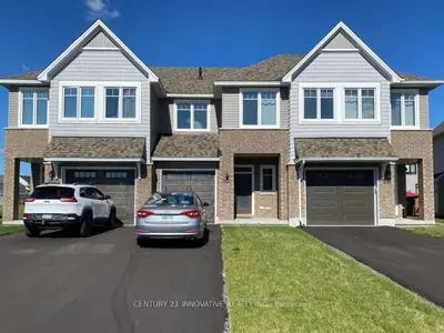 Att/Row/Townhouse in Kingston