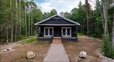 18 Miller Lake Road, Northern Bruce Peninsula, On N0h 1z0