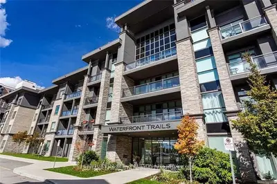 Condo Apartment in Hamilton