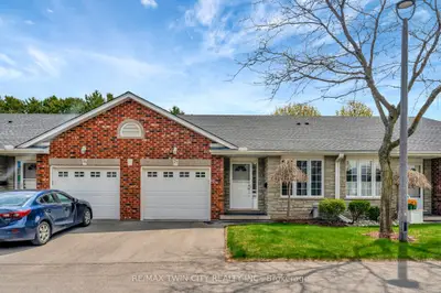 Condo Townhouse in Woodstock