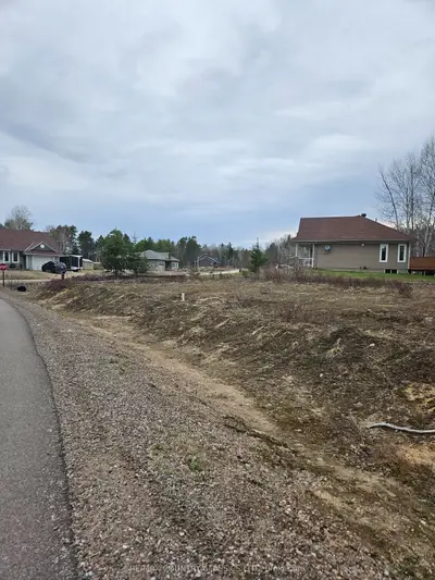 Vacant Land in Madawaska Valley