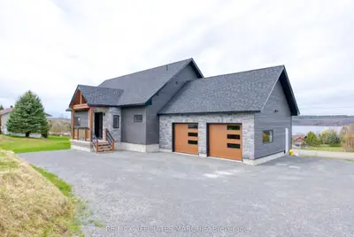 Detached in Rideau Lakes