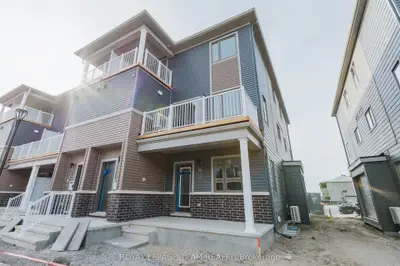 Condo Townhouse in Barrhaven