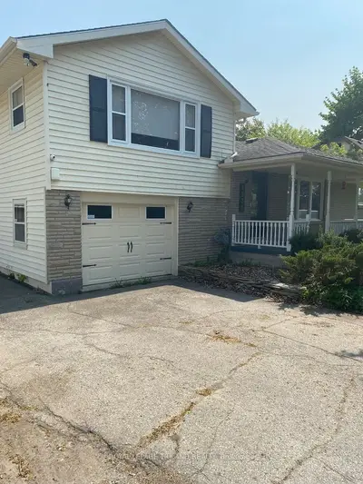 1231 SUNNINGDALE Road E, London North, ON N5X 4B1