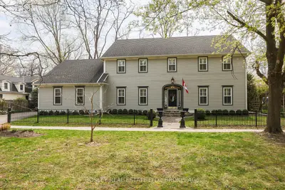 Detached in Niagara-on-the-Lake