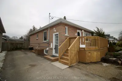 Upper Level in Brantford