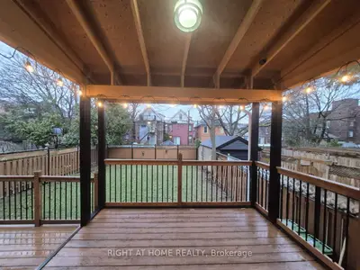 Detached in Hamilton