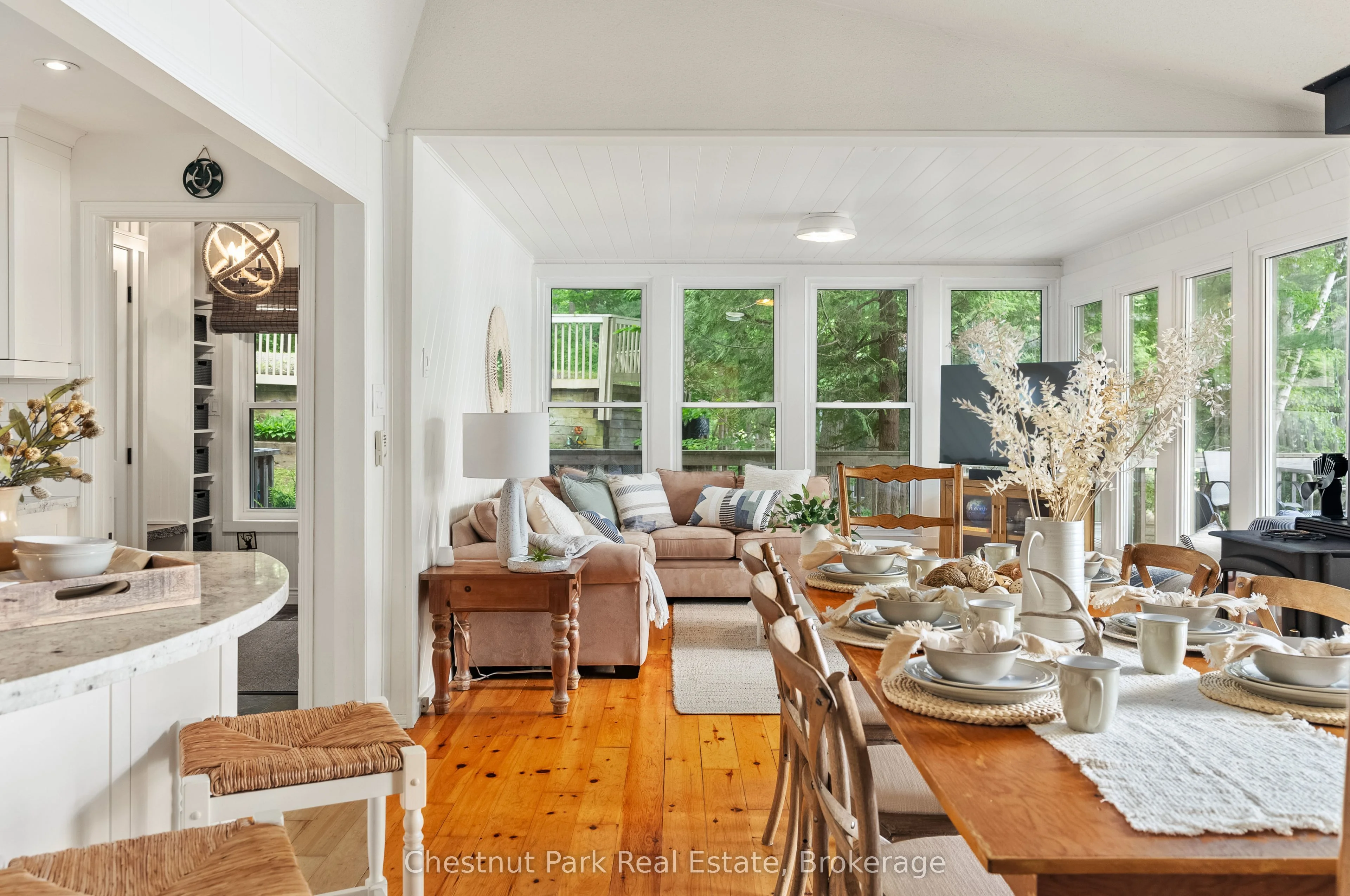 1516 Mortimers Pt Road, Muskoka Lakes, ON P0B 1J0