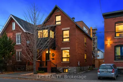 Detached in West Centre Town