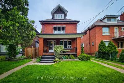 Triplex in Hamilton