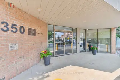 Condo Apartment in Belleville