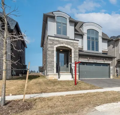 Detached in Woodstock