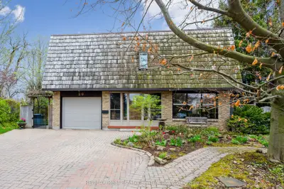 Detached in Guelph