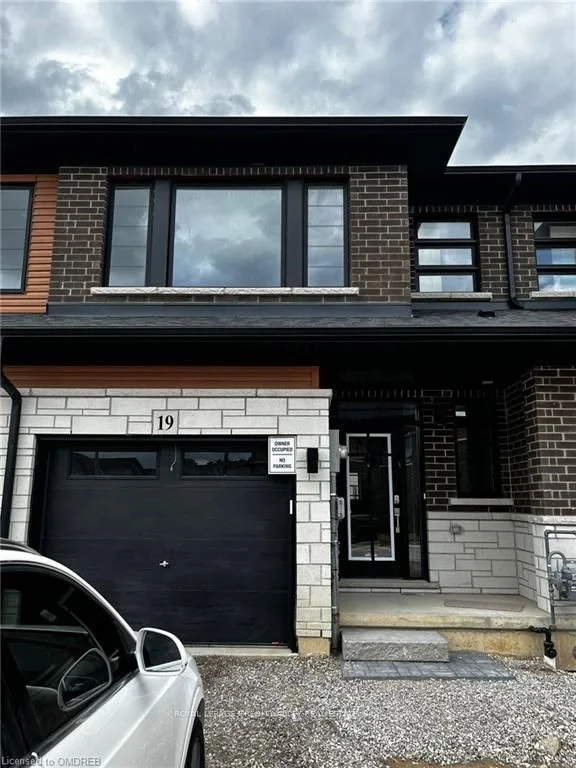 448 Blackburn Drive 19, Brantford, ON N3T 0X2
