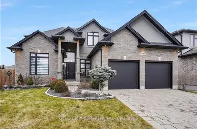 1069 Eagletrace Drive, London North, On N6g 0s4