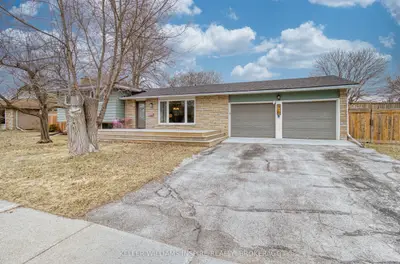 Detached in Kingston