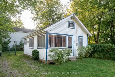 Detached in Fort Erie