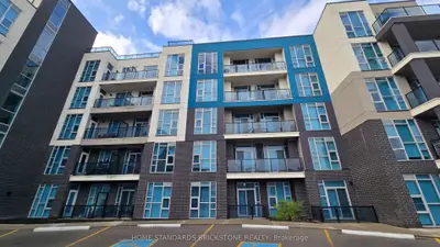 Condo Apartment in Grimsby