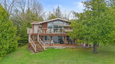 Detached in Trent Lakes