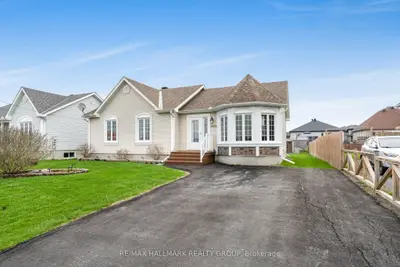 Detached in Alfred and Plantagenet