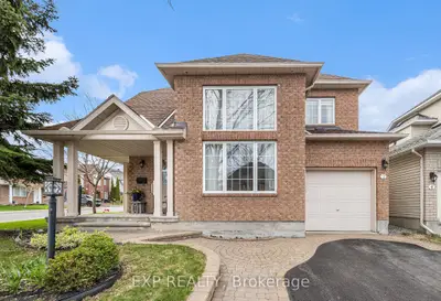 Detached in Barrhaven
