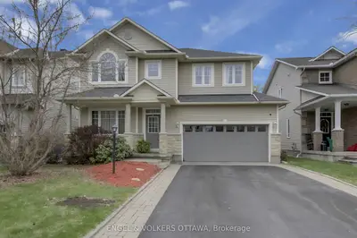 Detached in Stittsville - Munster - Richmond