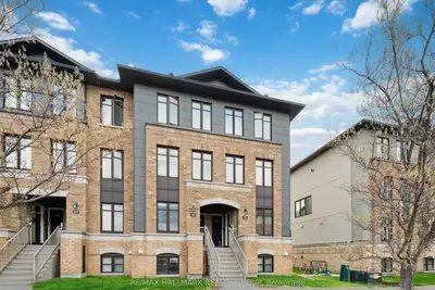 Condo Townhouse in Orleans - Cumberland and Area