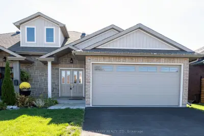 Semi-Detached in Quinte West