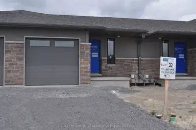 Att/Row/Townhouse in Quinte West