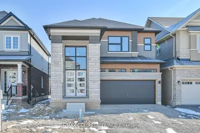 Detached in Brantford