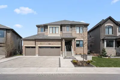 Detached in Stittsville - Munster - Richmond