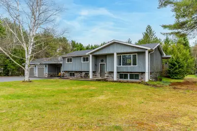 Detached in Bancroft