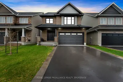 Detached in Kingston