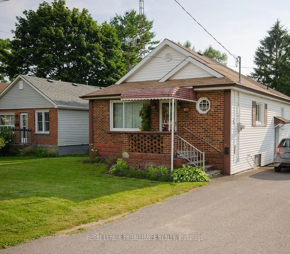 160 Hope Street N, Port Hope, ON L1A 2P1