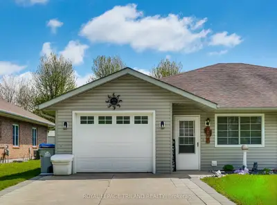 Semi-Detached in Warwick