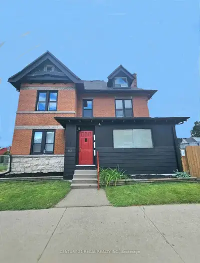 Detached in Hamilton