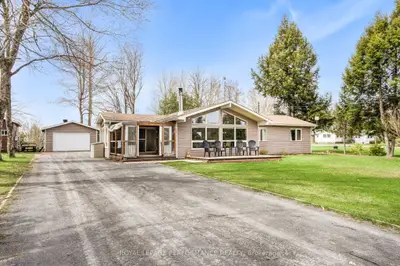Detached in Alfred and Plantagenet