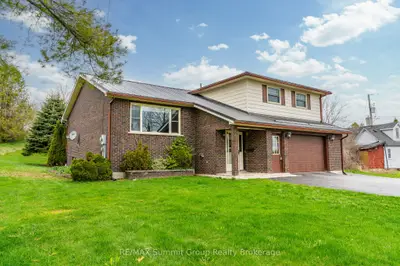 Detached in Grey Highlands