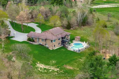 Detached in Hamilton Township