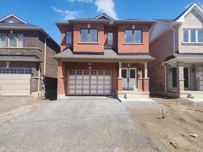Detached in Thorold