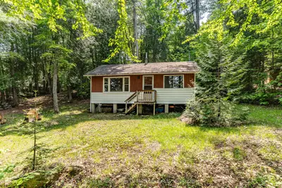 Detached in Algonquin Highlands