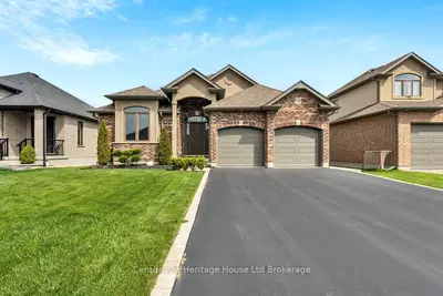 Detached in Tillsonburg