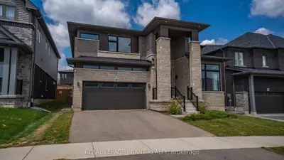 Detached in Brant